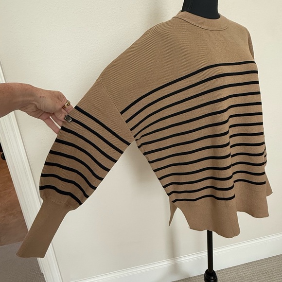 Lillusory Tan & Black Striped Sweater | Oversized Knit Pullover | Size M - Picture 4 of 6